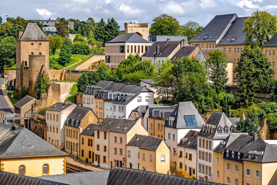From Brussels: Guided Day Trip to Dinant and Luxembourg - Luxembourg City’s Ville Haute: monuments, guard duty, and a quick smart guide-walk
