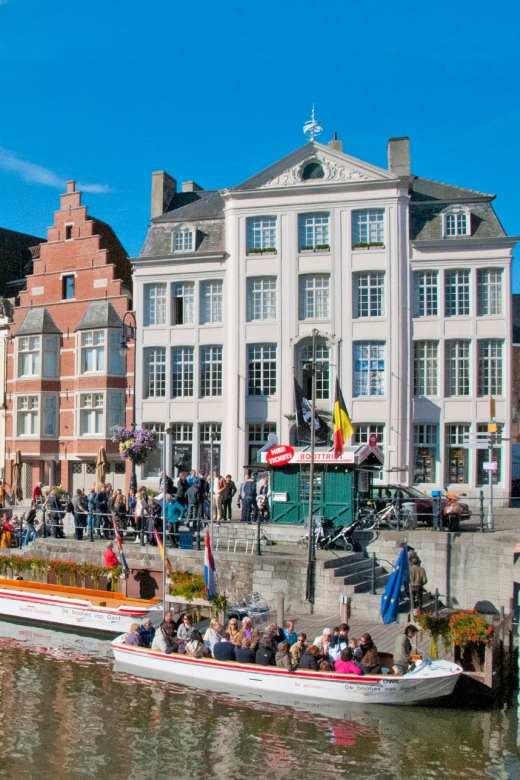 Ghent: 40 Minute Medieval Center Guided Boat Tour - Where to meet: the green boathouse with red-and-white signs