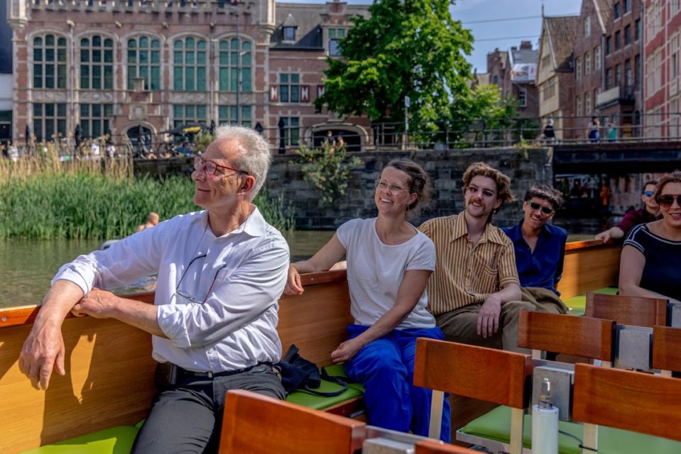 Ghent: 50-Minute Medieval Center Guided Boat Trip - Why a 50-Minute Boat Loop Works in Ghent