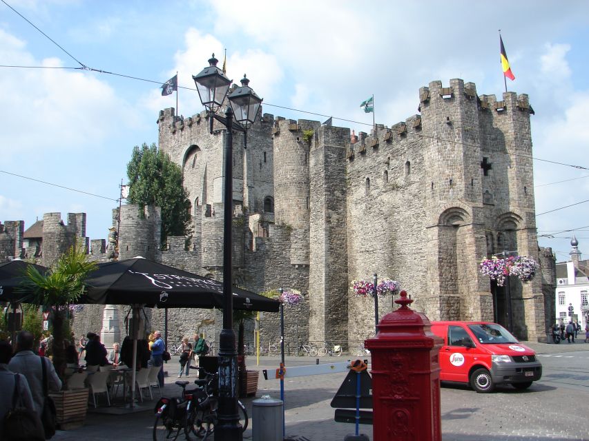 Ghent: Private 2-Hour Walking Tour - Graslei and Korenlei: river-gold gables and quick photo wins