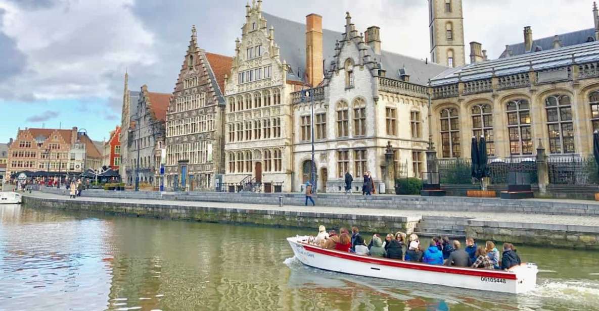 Ghent: Private Historical Highlights Walking Tour - Meeting in Front of Hostel Uppelink and Starting on the Right Foot