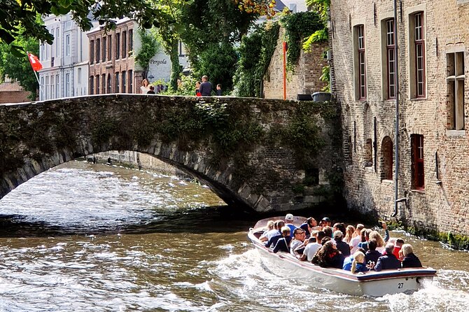 Guided boat trip and walk - A 2.5-hour intro that hits Markt, Holy Blood, and the canals