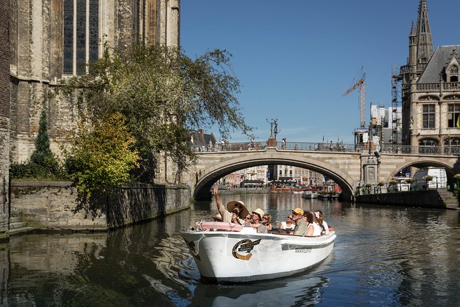 Guided Boat Trip in Ghent - Boat comfort: open or covered, and how to handle sound and weather