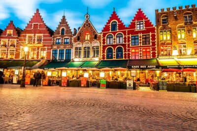 Guided tour of Bruges - Minnewater: The Lake of “Common Waters”