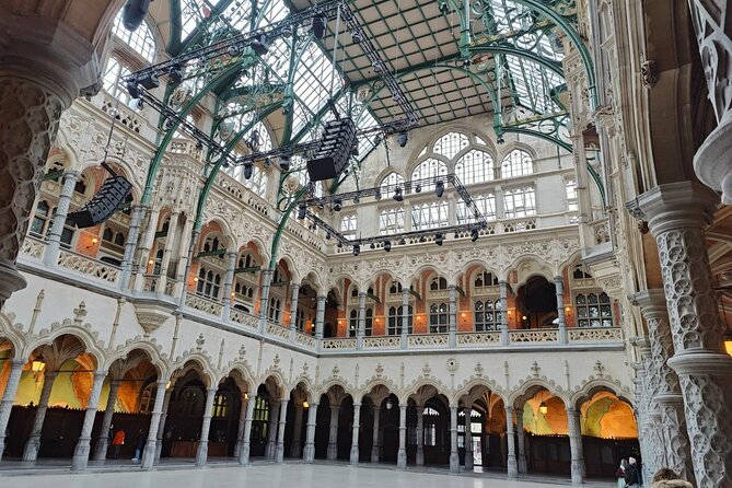 Historical Walking Tour in Antwerp Old City - Entering Antwerp’s Old City With a Clear Route