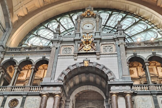 Historical Walking Tour in Antwerp Old City - Boerentoren: Europe’s First Skyscraper in Plain Sight