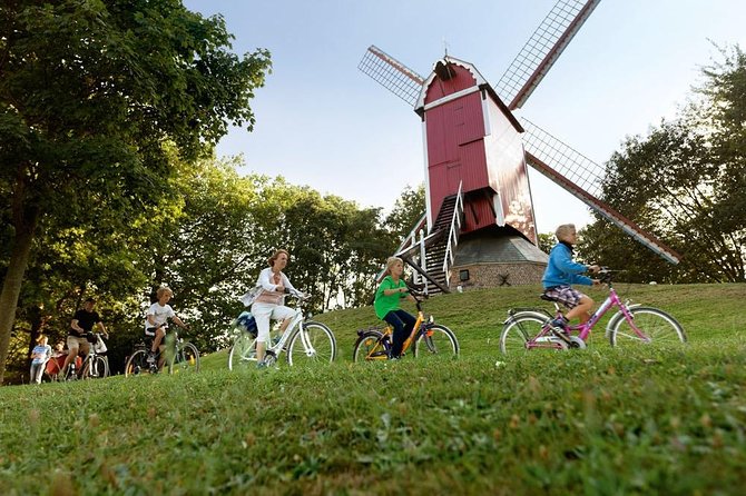Private Bruges Countryside Cycling Tour to Damme with Guided Walk - Damse Vaart-Oost and the ride back: canals, calm, and an easy finish