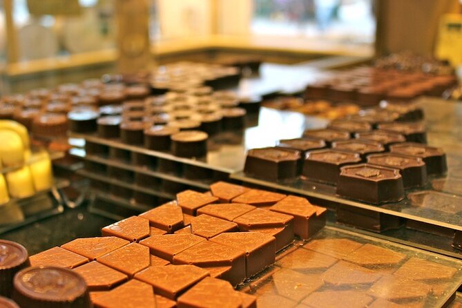 Private Bruges Food Tour: 8 Tastings of Local Delicacies - Price and logistics: is $191.04 a fair deal?