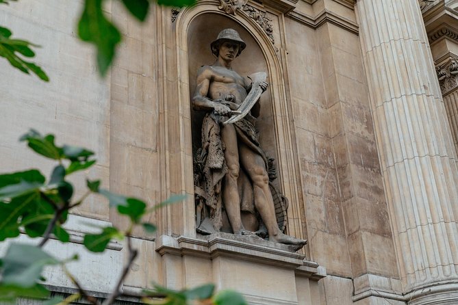 Private City Kickstart Tour: Brussels - Grand Place and the Alleyways Between the Legends