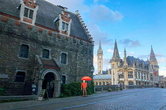 Private Historical Tour: The Best of Ghent - Gravensteen and St Veerleplein: a castle inside the city