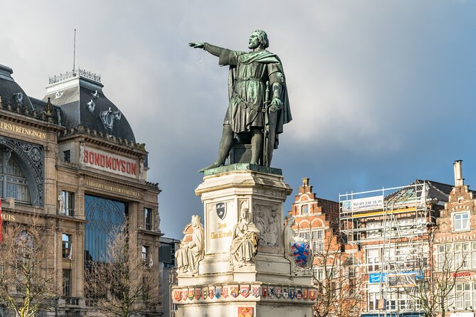Private Historical Tour: The Best of Ghent - Huis van Alijn, Vrijdagmarkt, and Werregarenstraat: people and rules