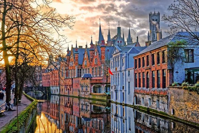 Private Historical Tour: The Highlights of Bruges - Getting started: Markt pickup, mobile ticket, and a smooth handoff