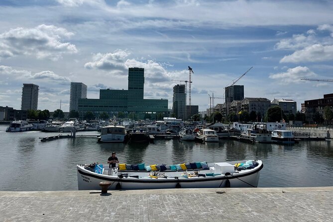Private MAS Antwerp Aperitif Cruise (8 - 12 Guests) - Where you meet: Nieuwpoortkaai and the private-group feel
