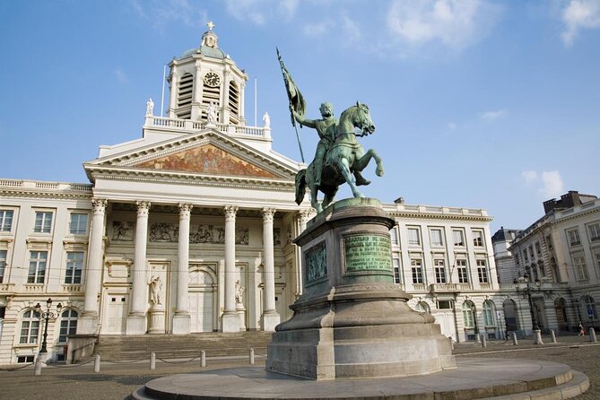 Small-Group Highlights of Brussels Bike Tour - A 3.5-hour loop that gives you Brussels bearings fast