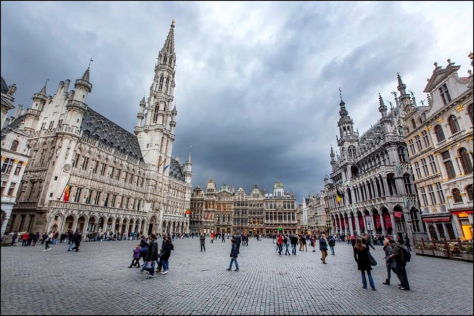 THE MOST COMPLETE TOUR of BRUSSELS! + PDF tour guide - Payment options and what’s actually included