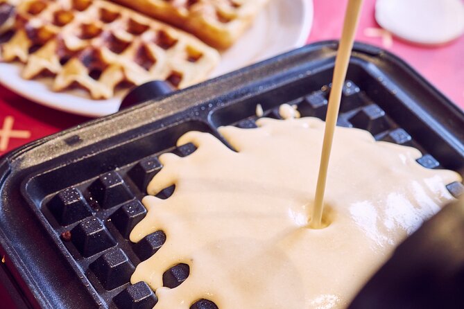 The Waffles 'n Beer Workshop in Brussels Centre - From beer to batter: how the class works at the station