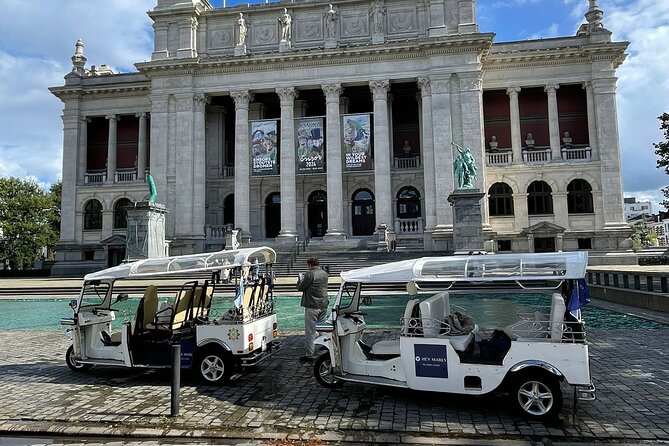 TukTuk Tour through historic Antwerp 2.5h - Plantin-Moretus Museum courtyard plus a Friday market-style moment