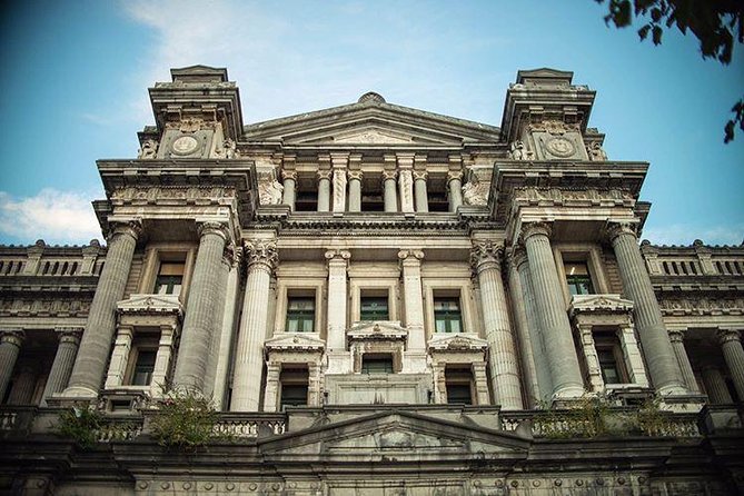 Visite guidée : Bruxelles, 1000 Ans de Luttes - Guides you’ll actually want to listen to: Francois, Simon, Thomas